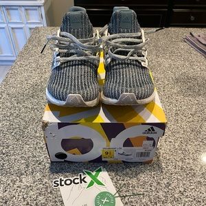 Men’s Adidas Ultraboost 4.0 Parley, Size 9.5